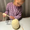 Oeuf de dinosaur a ouvrir