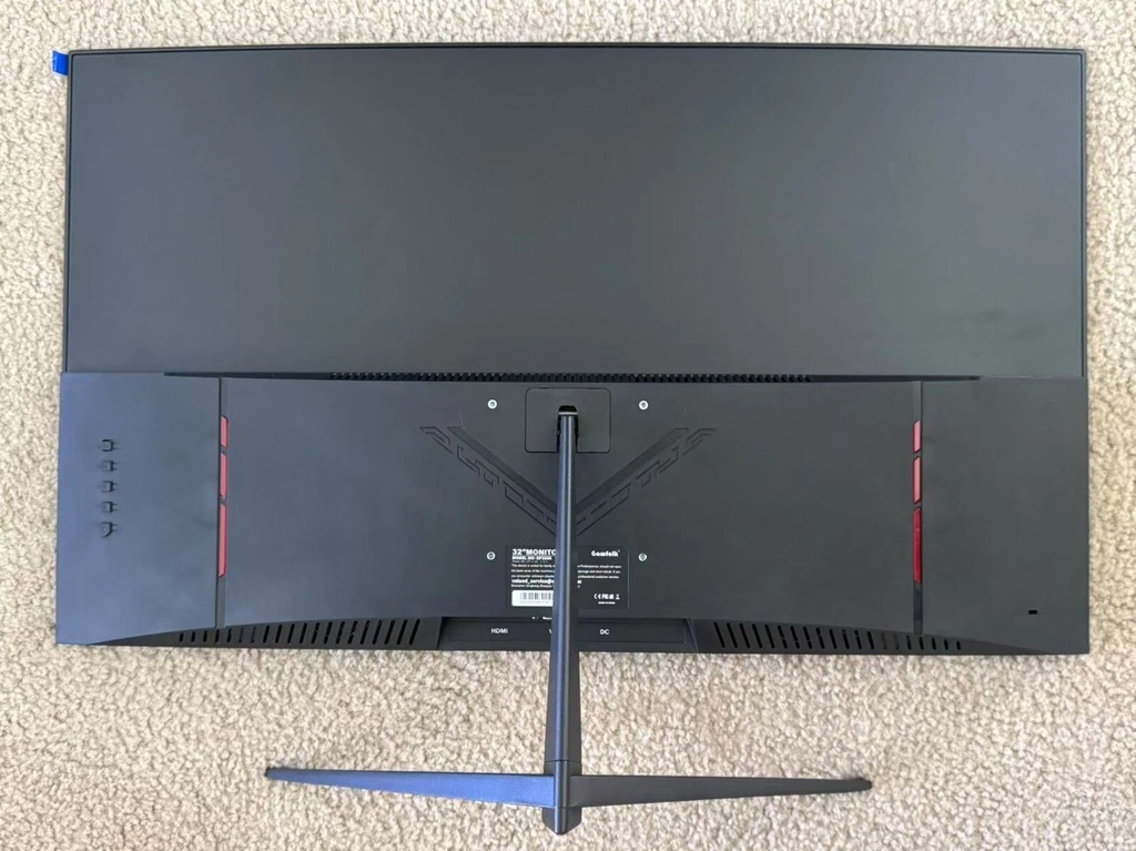 Ecran Ultra-fin 32" Full HD 1920*1080 Incurvé