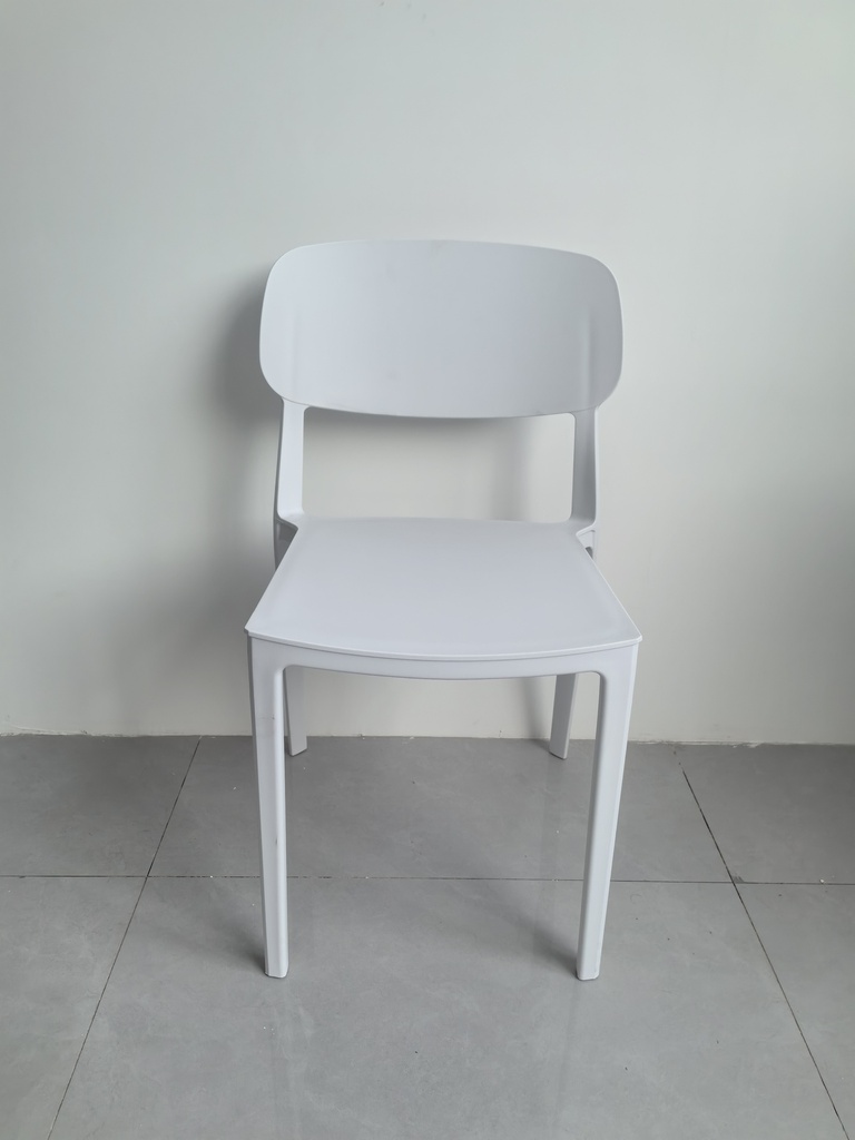 DEFECTIVE CERES WHITE CHAIR