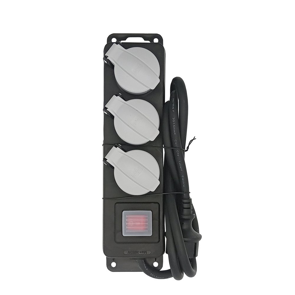 3-outlet outdoor power strip with switch