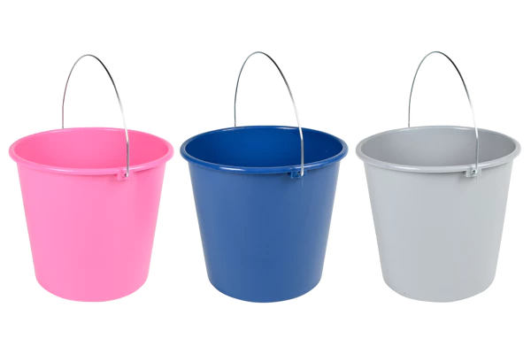 10 liter bucket of mixture