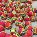 Balles en mousse à rayures arc-en-ciel pour chat